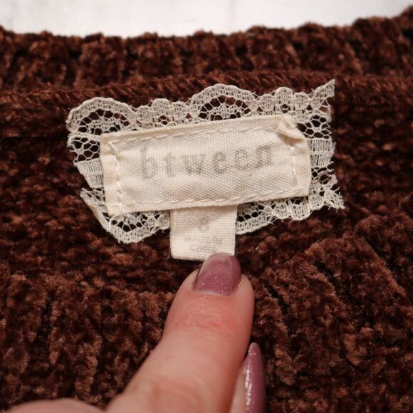 4/$20 - Btween Girls Brown Chenille Comfy Sequin Butterfly Sweater Size 8 - Picture 5 of 7